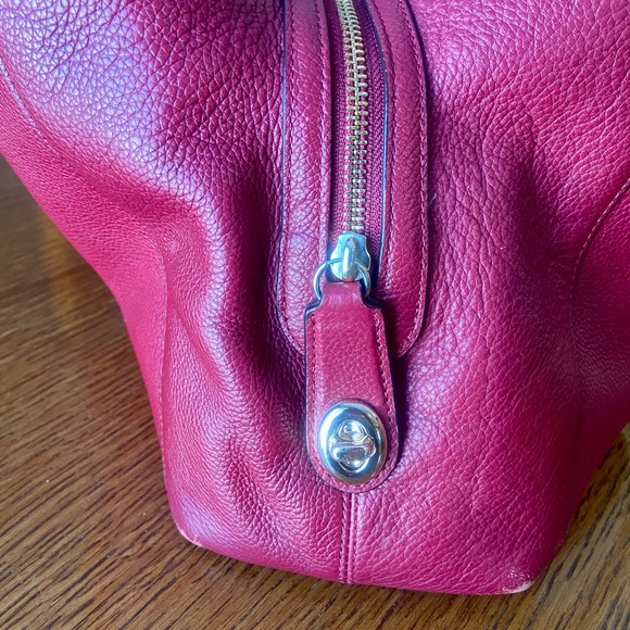 Coach Edie Turnlock Red Berry Pebbled Leather Shoulder Bag - Picture 7 of 12
